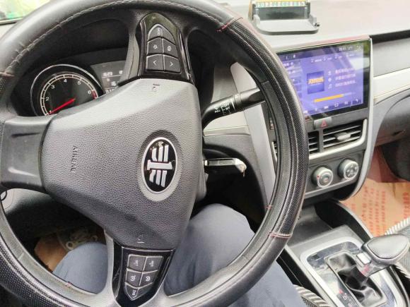 [成都·渝B] 二手奔腾奔腾B302016款 1.6L 自动豪华型