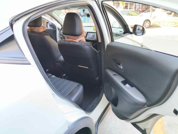 [佛山·粤E] 二手本田缤智2015款 1.8L CVT两驱精英型