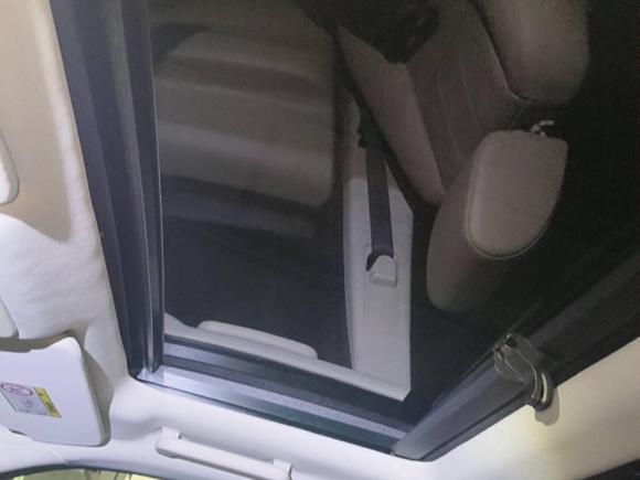 [深圳·粤B] 二手路虎神行者22014款 2.2T SD4 S柴油版