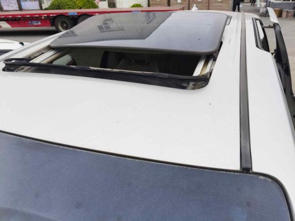 [无锡·苏B] 二手别克别克GL82014款 3.0L GT豪华商务豪雅版