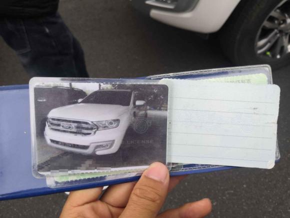 [成都·川A] 二手福特撼路者2017款 2.0T 汽油自动四驱豪华版 5座