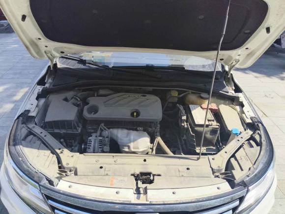 [济南·鲁A] 二手荣威荣威i62020款 PLUS 1.6L CVT 4G互联荣耀全息版