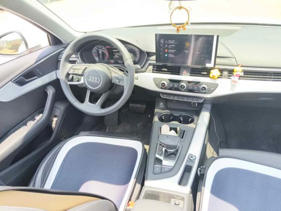 [无锡·苏B] 二手奥迪奥迪A4L2022款 40 TFSI 时尚动感型