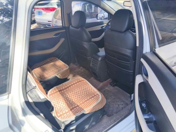 [青岛·鲁B] 二手宝骏宝骏3602018款 1.5L 手动豪华型 国V