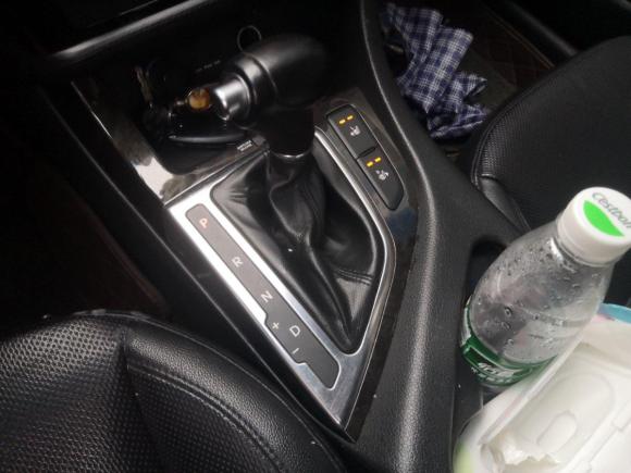 [义乌·浙G] 二手起亚起亚K52014款 2.0L 自动LUXURY