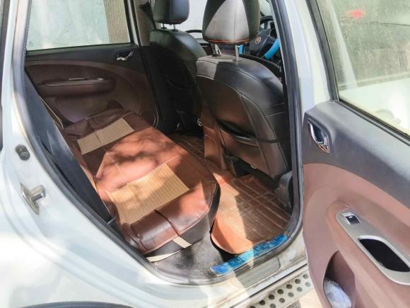 [武汉·鄂A] 二手东风风行景逸X52016款 1.6L CVT豪华型