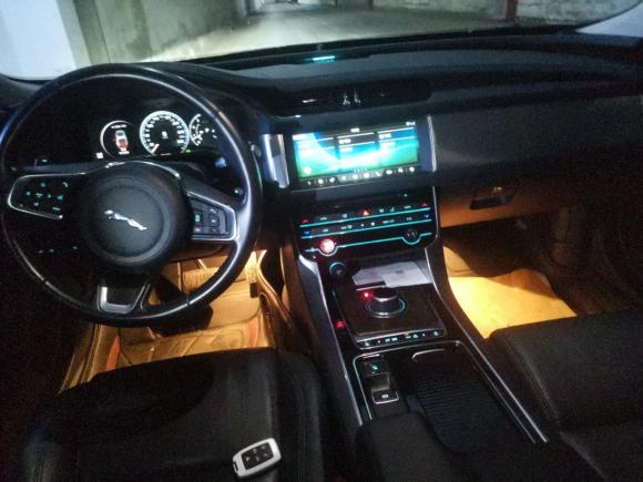 [北京·鲁N] 二手捷豹捷豹XFL2018款 XFL 2.0T 250PS 豪华版