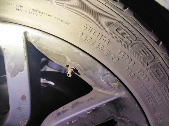 [上海·沪B] 二手路虎揽胜极光2013款 2.2T 5门柴油版