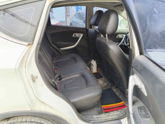 [济南·鲁A] 二手奔腾奔腾X802013款 2.0L 自动舒适型