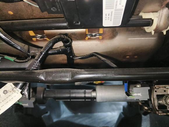 [青岛·鲁U] 二手Jeep指南者2012款 2.4L 四驱都市版