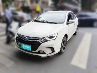 比亚迪秦新能源2015款 1.5T 双冠旗舰Plus版