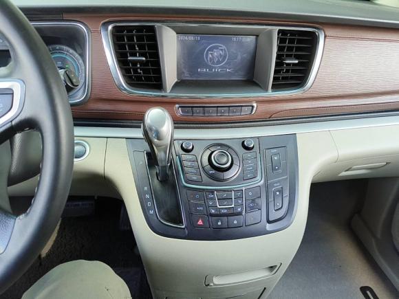 [上海·沪A] 二手别克别克GL82014款 3.0L GT豪华商务豪雅版