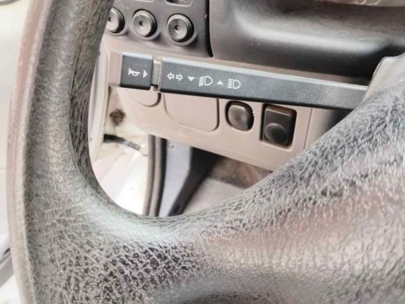 [深圳·粤N] 二手福特经典全顺2016款 2.8T柴油长轴6座中顶冰白物流车JX493ZLQ4