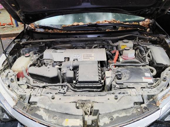 [武汉·鄂A] 二手丰田雷凌2016款 双擎 1.8H GS E-CVT精英天窗版