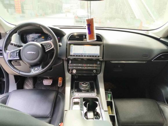 [上海·辽B] 二手捷豹捷豹F-PACE2019款 2.0T 四驱R-Sport运动版