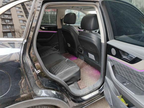 [济南·鲁A] 二手红旗红旗HS52019款 2.0T 智联旗享四驱版