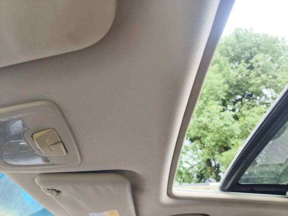 [上海·沪C] 二手宝骏宝骏5602015款 1.8L 手动豪华型