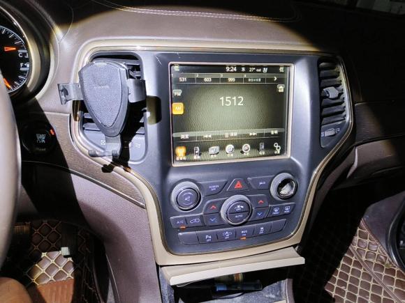 [成都·川A] 二手Jeep大切诺基2014款 3.6L 旗舰尊悦版