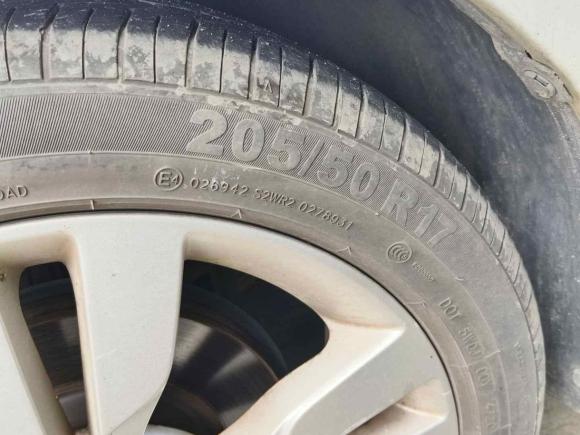 [深圳·川X] 二手奇瑞艾瑞泽52017款 1.5L 手动时尚版