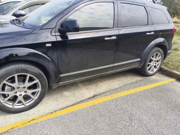 [上海·沪B] 二手道奇酷威2013款 3.6L 四驱旗舰版