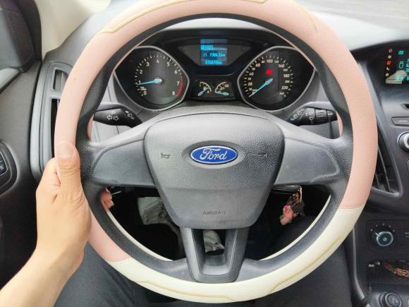 [无锡·苏L] 二手福特福克斯2015款 两厢 1.6L 自动舒适型