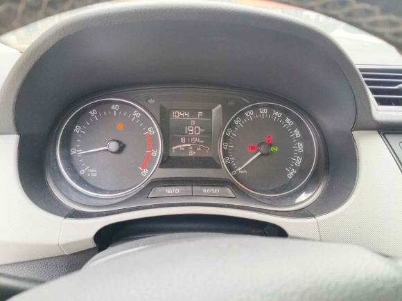 [南通·苏F] 二手斯柯达晶锐2015款 1.6L 自动运动版