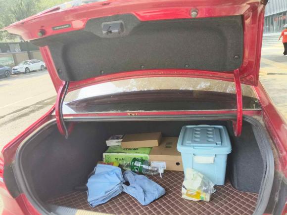 [西安·陕A] 二手荣威荣威i62018款 20T 自动互联网智享版