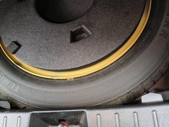 [苏州·苏E] 二手斯巴鲁斯巴鲁XV2012款 2.0i 舒适版