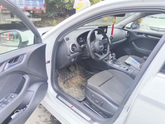 [常州·苏A] 二手奥迪奥迪A32017款 Limousine 35 TFSI 运动型