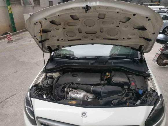 [深圳·粤B] 二手奔驰奔驰B级2017款 B 200 动感型