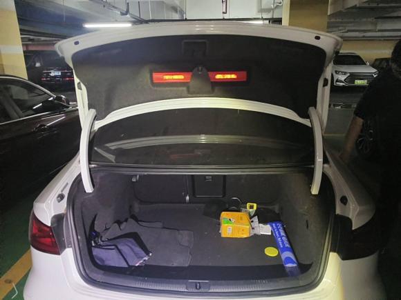 [杭州·浙A] 二手奥迪奥迪A32016款 Limousine 35 TFSI 风尚型