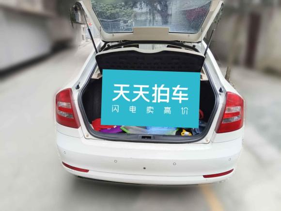 [成都·川A] 二手斯柯达明锐2015款 经典款 1.6L 自动逸杰版