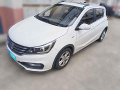 [青岛·鲁B] 宝骏宝骏3102017款 1.5L 手动豪华型