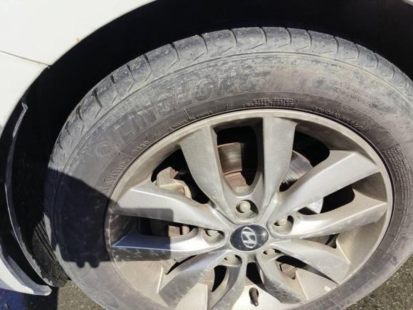 [济南·鲁A] 二手现代朗动2015款 1.6L 手动领先型