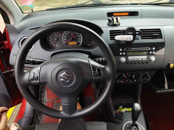 [温州·浙C] 二手铃木雨燕2009款 1.5L 自动双色炫锐版