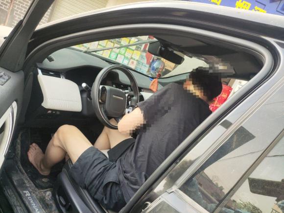 [南昌·赣A] 二手路虎发现运动版2021款 249PS R-Dynamic S 性能版