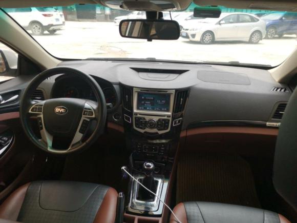 [深圳·粤L] 二手比亚迪速锐2015款 改款 1.5L 手动豪华型