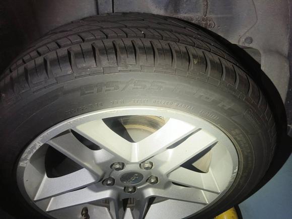 [上海·苏M] 二手Jeep指南者2013款 2.0L 两驱豪华版