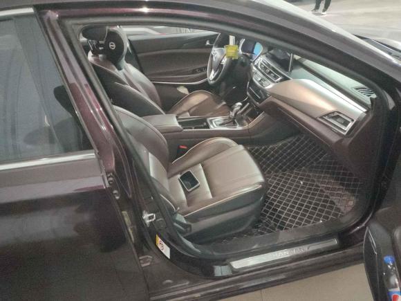 [南通·苏F] 二手长安睿骋CC2018款 1.5T 自动智雅型 国V