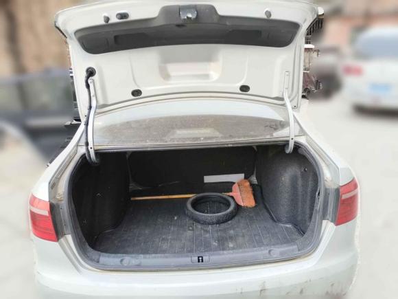 [济南·鲁A] 二手大众朗逸2013款 改款经典 1.6L 手动风尚版