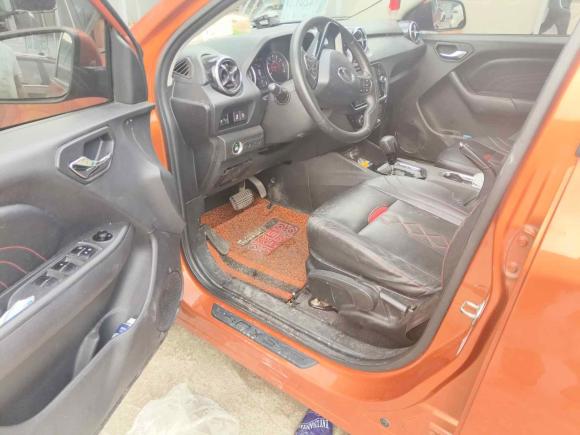 [武汉·鄂W] 二手东南东南DX32018款 1.5T CVT尊贵型