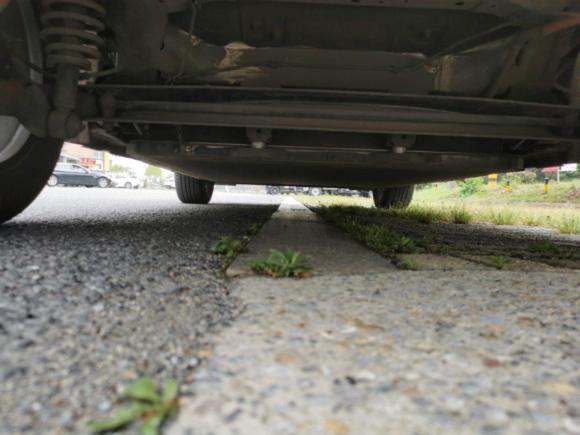 [南京·苏L] 二手比亚迪比亚迪e22021款 豪华型