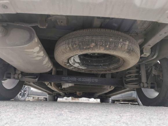 [台州·浙J] 二手SWM斯威汽车SWM斯威X72020款 2.0L 手动冠军版 7座