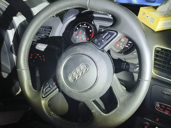 [苏州·苏E] 二手奥迪奥迪Q32018款 30 TFSI 时尚型典藏版