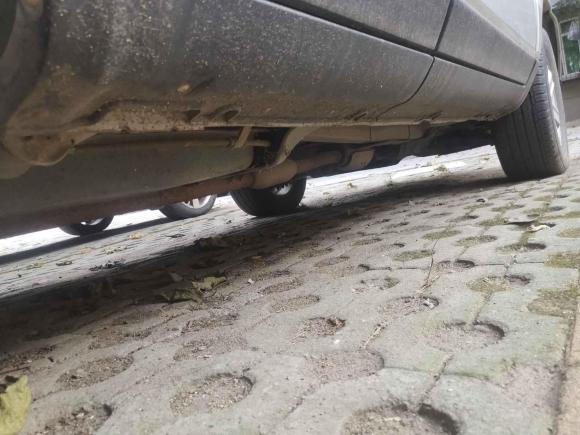 [武汉·鄂A] 二手起亚狮跑2009款 2.0L 手动两驱版GLS