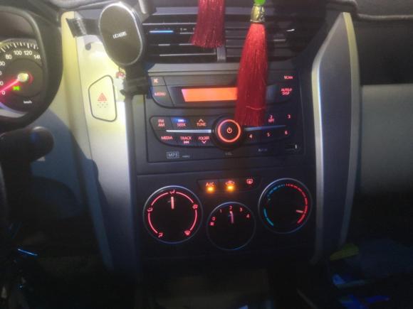 [南京·苏A] 二手启辰启辰R502013款 1.6L 手动时尚版