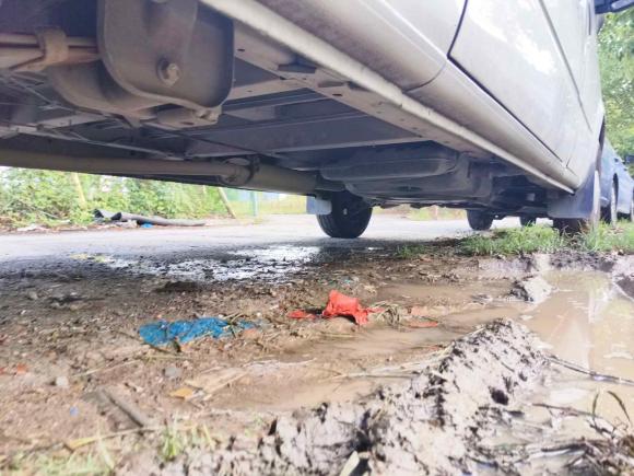 [上海·沪A] 二手上汽大通MAXUS新途V802015款 2.5T 手动傲运通版长轴中顶