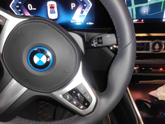 [杭州·浙A] 二手宝马宝马i32022款 eDrive 35 L