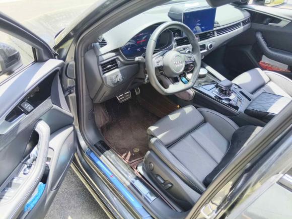 [无锡·苏B] 二手奥迪奥迪A4L2023款 40 TFSI 豪华动感型