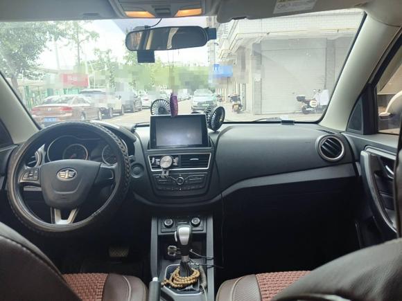 [义乌·浙D] 二手奔腾奔腾X402017款 1.6L 自动豪华型